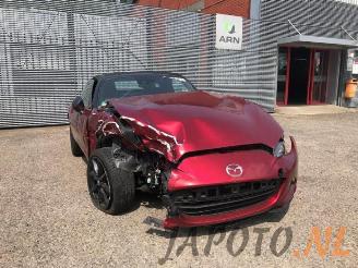 Mazda MX-5 MX-5 RF (ND), Cabrio, 2015 2.0 SkyActiv G-184 16V picture 2