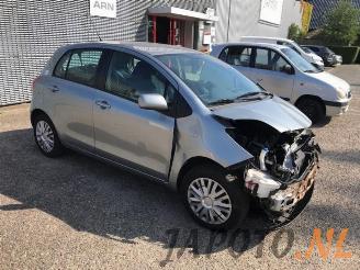 Toyota Yaris Yaris II (P9), Hatchback, 2005 / 2014 1.3 16V VVT-i picture 7