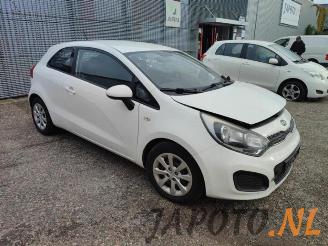Kia Rio Rio III (UB), Hatchback, 2011 / 2017 1.2 CVVT 16V picture 7
