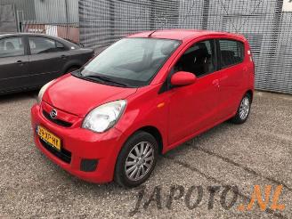 Daihatsu Cuore Cuore (L251/271/276), Hatchback, 2003 1.0 12V DVVT picture 1