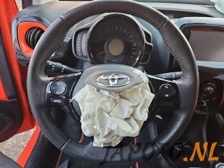 Toyota Aygo Aygo (B40), Hatchback, 2014 1.0 12V VVT-i picture 12