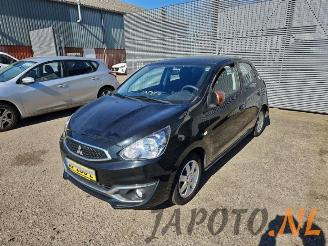 Coche siniestrado Mitsubishi Space-star Space Star (A0), Hatchback, 2012 1.0 12V 2017/11