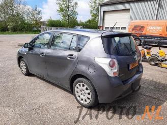 Toyota Verso Verso, MPV, 2009 / 2018 2.0 16V D-4D-F picture 3