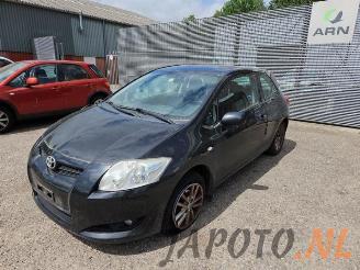 Vrakbiler auto Toyota Auris Auris (E15), Hatchback, 2006 / 2012 1.6 Dual VVT-i 16V 2010/2
