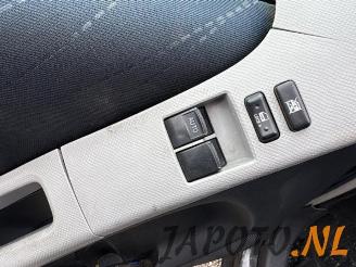 Toyota Yaris Yaris II (P9), Hatchback, 2005 / 2014 1.3 16V VVT-i picture 16