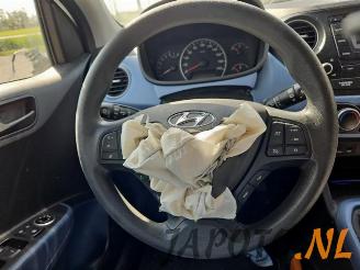 Hyundai I-10 i10 (B5), Hatchback, 2013 / 2019 1.0 12V picture 11