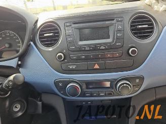 Hyundai I-10 i10 (B5), Hatchback, 2013 / 2019 1.0 12V picture 10