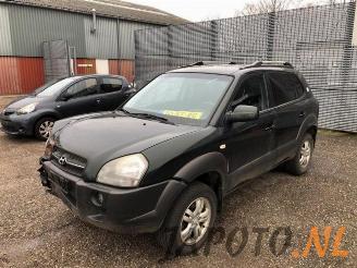 Vrakbiler auto Hyundai Tucson Tucson (JM), SUV, 2004 / 2010 2.0 16V CVVT 4x2 2006/5