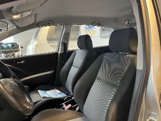 Toyota Corolla Verso 1.6 VVT-i Terra picture 18