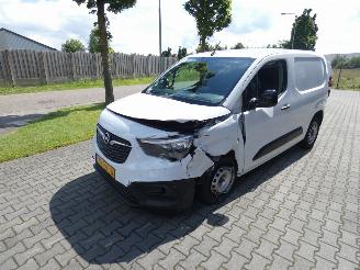 Opel Combo 1.5D picture 10