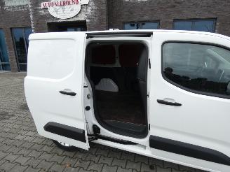 Opel Combo 1.5D L1H1 Edition Schadevrij!! picture 4