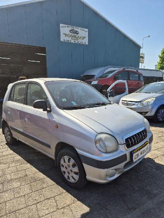 Hyundai Atos Hatchback 1.0 12V (G4HC) [43kW] 5-BAK picture 3