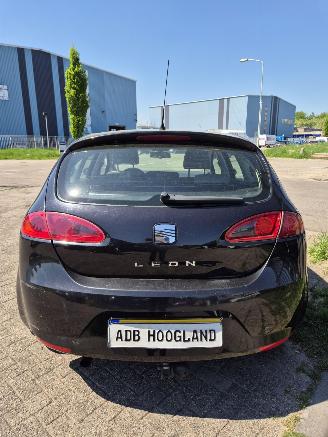 Seat Leon (1P1) Hatchback 5-drs 1.6 (BSE) [75kW] 5-BAK picture 6