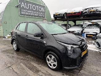 damaged passenger cars Kia Picanto 1.0 DPI 46KW Clima Navi Led DynamicLine Camera NAP 2025/7