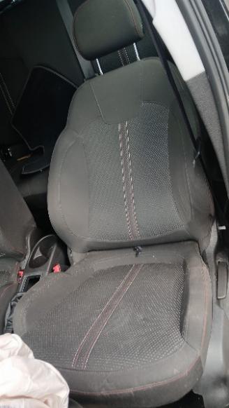 Opel Corsa Corsa E Hatchback 1.0 SIDI Turbo 12V (B10XFT(Euro 6)) [66kW]  (09-2014=
/12-2019) picture 4