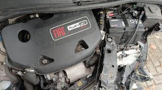 Fiat Panda Panda/Pandina (312) Hatchback 0.9 TwinAir Turbo 85 (312.A.2000) [63kW]=
  (02-2012/...) picture 5