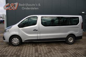Renault Trafic Trafic Passenger (1JL/2JL/3JL/4JL), Bus, 2014 1.6 dCi 95 picture 2