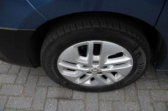 Renault Trafic 1.6 dCi T27 L1H1 Turbo2 Energy airco navi 3 zits zijschade picture 24