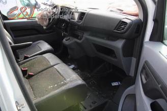 Peugeot Expert Expert (V1/VA/VB/VE/VF/VT/VY), Van, 2016 2.0 Blue HDi 180 16V picture 11