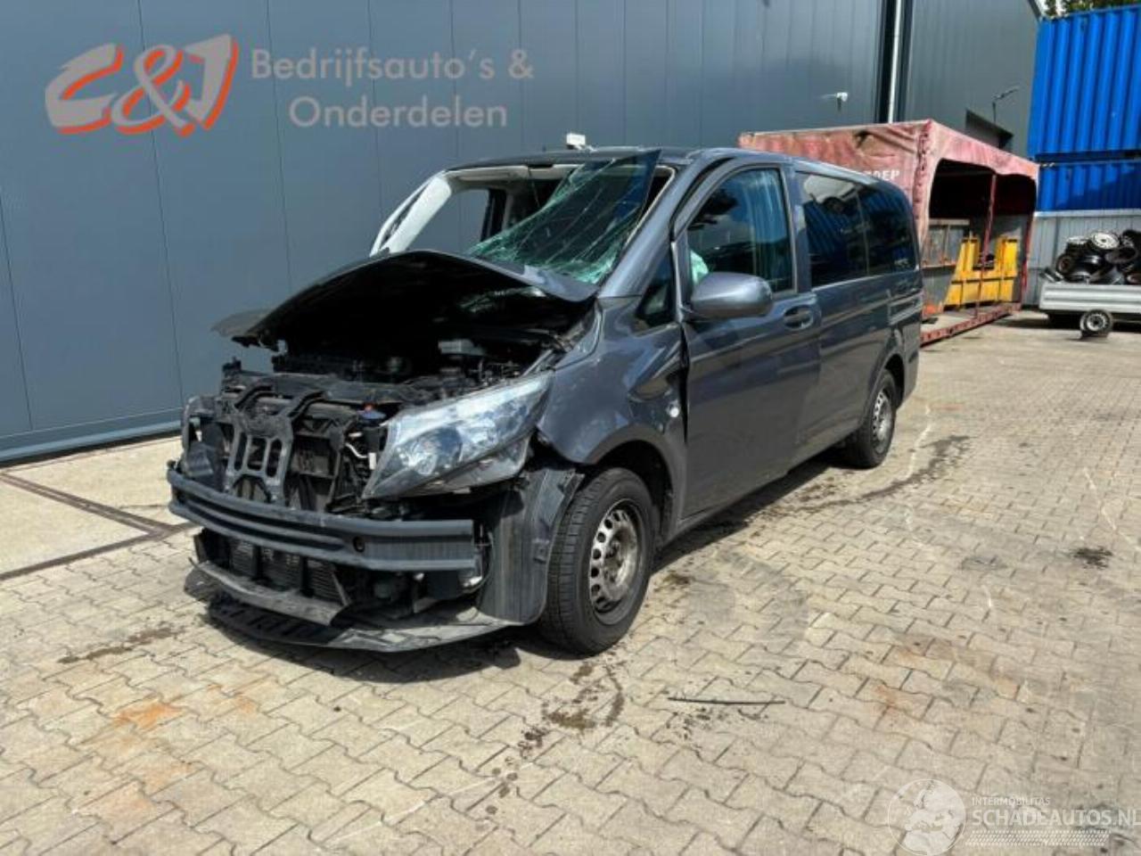 Mercedes Vito Vito Tourer (447.7), Bus, 2014 2.2 114 CDI 16V
