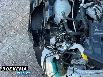 Renault Clio 0.9 TCe Expression Navi Cruise Airco picture 11