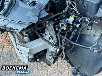 Renault Clio 0.9 TCe Expression Navi Cruise Airco picture 12