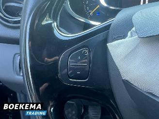 Renault Clio 0.9 TCe Expression Navi Cruise Airco picture 24