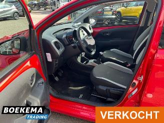 Toyota Aygo 1.0 VVT-i x-play Airco Camera Cruise Carplay picture 16