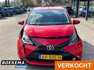 Toyota Aygo 1.0 VVT-i x-play Airco Camera Cruise Carplay picture 6
