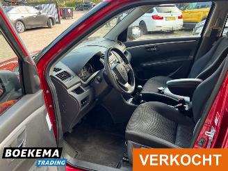 Suzuki Swift 1.2 Exclusive EASSS Keyless Climate PDC trek. picture 13