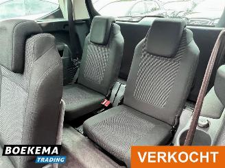 Peugeot 5008 2.0 HDI 7-Pers Aut Clima Cruise Navi PDC Trek. picture 14