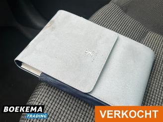 Peugeot 5008 2.0 HDI 7-Pers Aut Clima Cruise Navi PDC Trek. picture 29