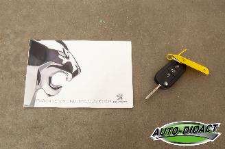 Peugeot 308 1.2 PureTech 76.699 km picture 21