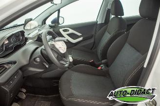 Peugeot 208 1.2 78.525 km picture 22