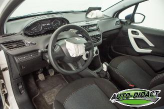 Peugeot 208 1.2 78.525 km picture 21