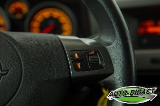 Opel Astra 1.4 Airco picture 12