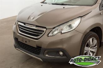 Peugeot 2008 1.2 88.215 km Clima Navi Access picture 31