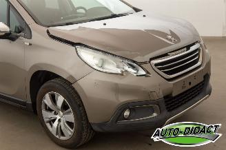 Peugeot 2008 1.2 88.215 km Clima Navi Access picture 33