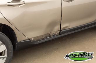 Peugeot 2008 1.2 88.215 km Clima Navi Access picture 36