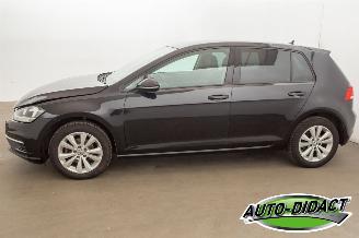 Volkswagen Golf 1.0 TSI Clima Navi Camera picture 46