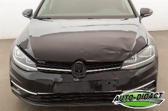 Volkswagen Golf 1.0 TSI Clima Navi Camera picture 35