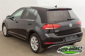 Volkswagen Golf 1.0 TSI Clima Navi Camera picture 3