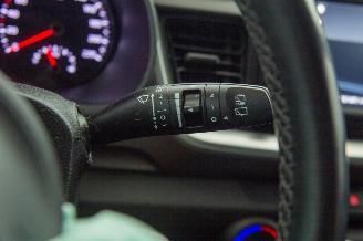 Kia Stonic 1.2 MPi 66.962 km Airco Navi ComfortPlusLine Navigator picture 16