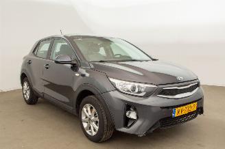 Kia Stonic 1.2 MPi 66.962 km Airco Navi ComfortPlusLine Navigator picture 2