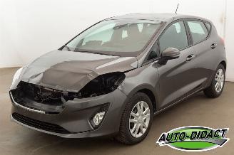 krockskadad bil auto Ford Fiesta 1.0 82.494 km Airco Navi 2018/8