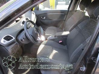 Renault Scenic Grand Scénic III (JZ) MPV 1.4 16V TCe 130 (H4J-700(H4J-A7)) [96kW]  =
(02-2009/12-2016) picture 10