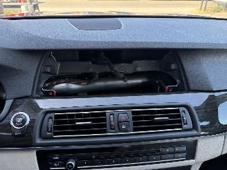 BMW 5-serie 520i Luxury Edition picture 21