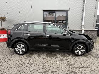 Kia Niro 1.6 GDI Hybrid DynamicLine picture 12