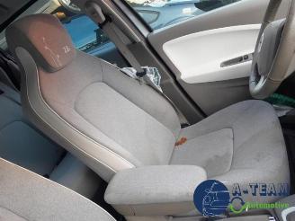 Renault Zoé Zoe (AG), Hatchback 5-drs, 2012 46kW picture 19