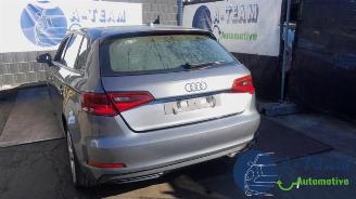Uttjänta bilar auto Audi A3 A3 Sportback (8VA/8VF), Hatchback 5-drs, 2012 / 2020 1.4 16V g-tron 2014/10